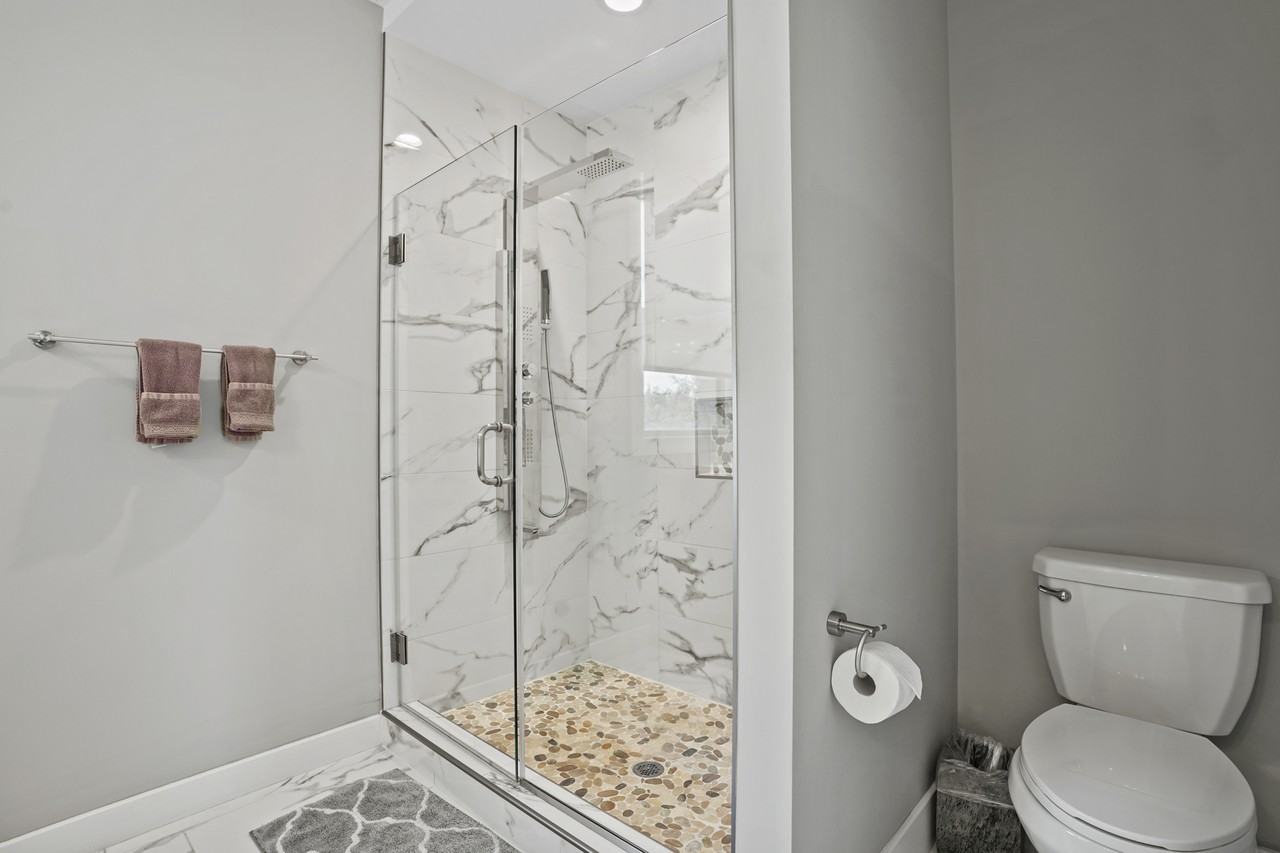 1286 Morse St Ne #2 - Photo 3 of 37