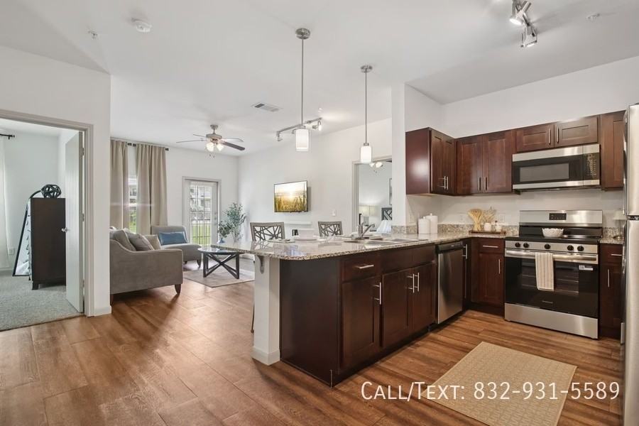 4348 E Sam Houston Pkwy S #CNG - Photo 4 of 18