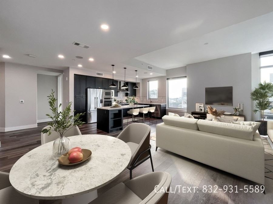 1999 Briar Oaks Ln #CRI - Photo 3 of 9