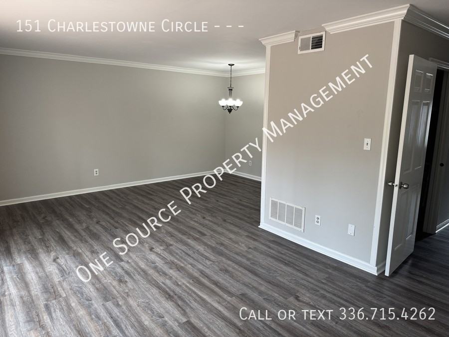 151 Charlestowne Circle Southwest - Photo 5 of 34