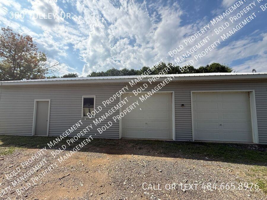 300 Tulley Dr - Photo 2 of 21
