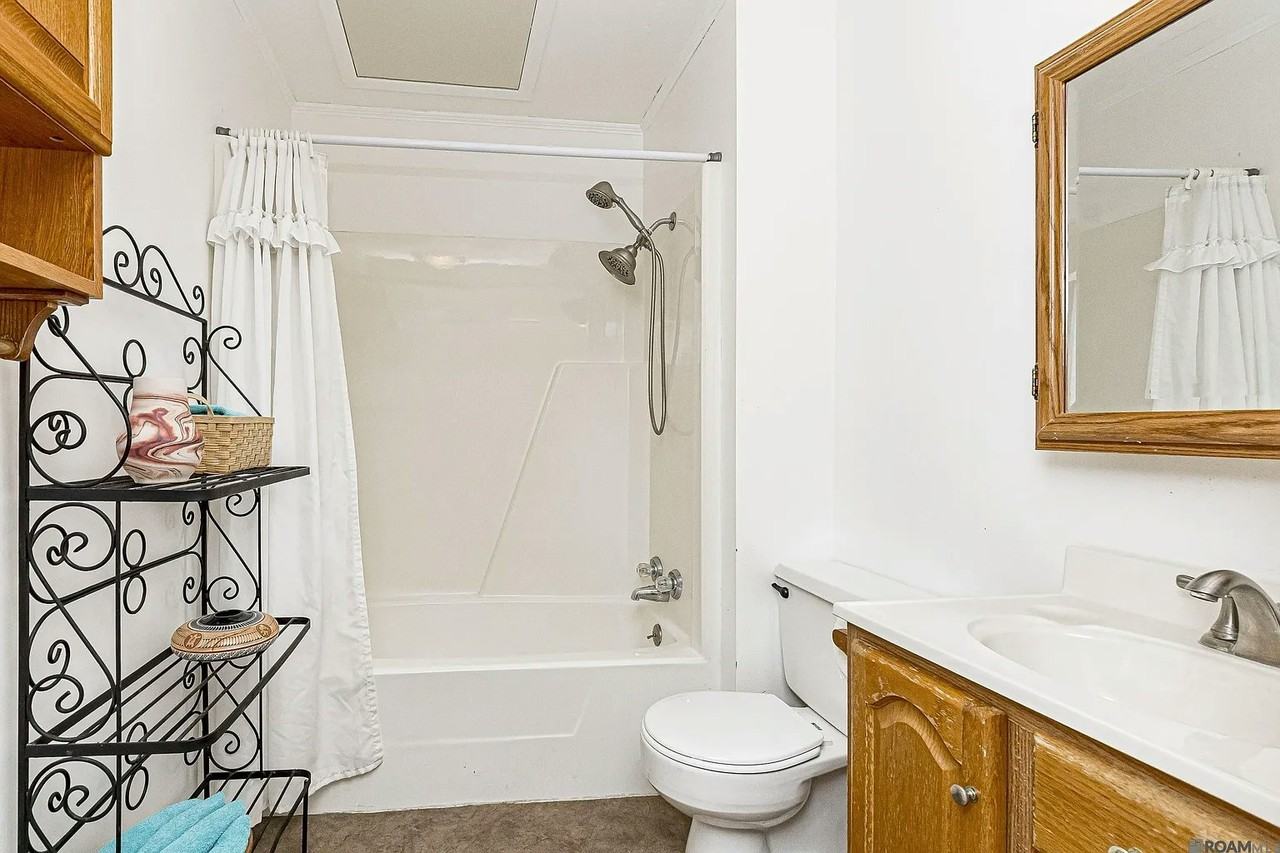 404 Hood St, Unit B - Photo 6 of 6