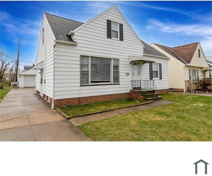 12328 Grannis Road - Photo 2 of 40