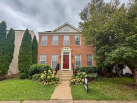 6004 Abernethy Ln - Photo 1 of 1