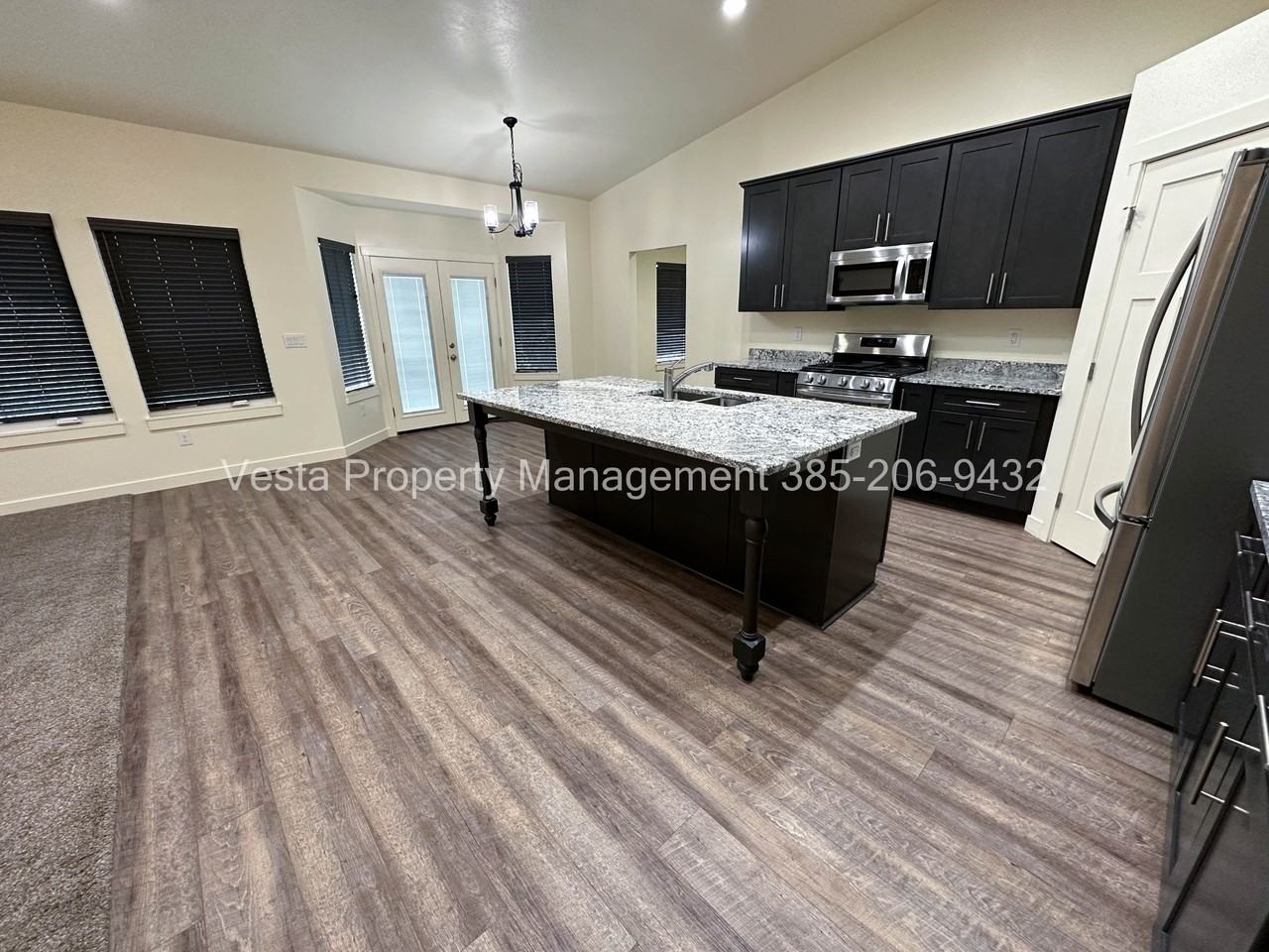 641 2nd Street #B - Photo 3 of 21