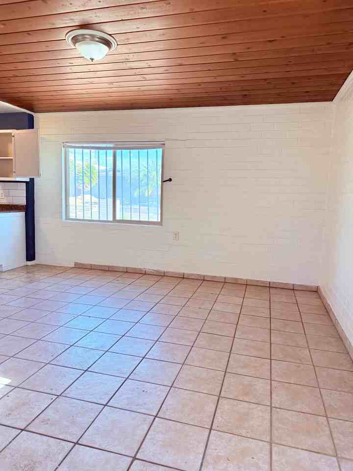 PM446 - 232 West Flores Street - Photo 3 of 26