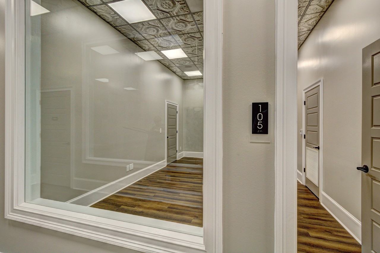 Main St 116 E - Photo 3 of 14