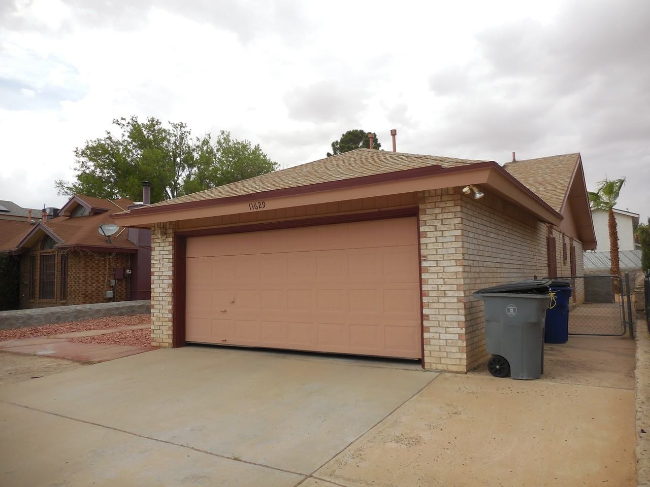 11629 Kristy Weaver Drive - Photo 3 of 31