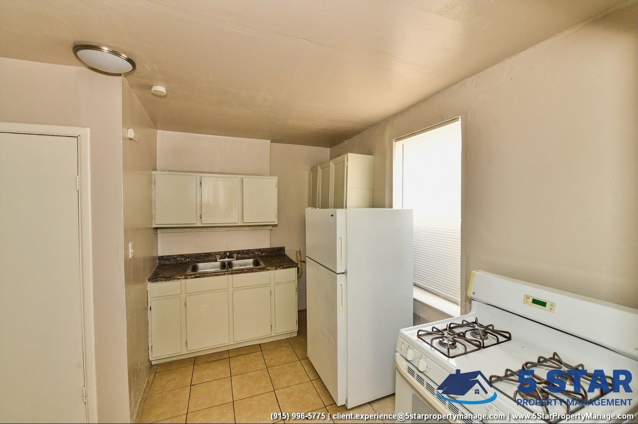 908 Park Street !! - Photo 4 of 20