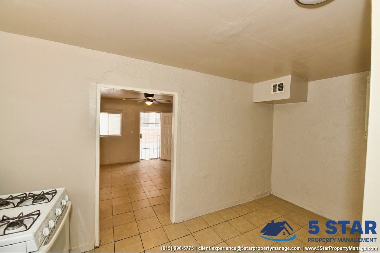 908 Park Street !! - Photo 5 of 20