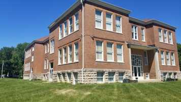 featured image of 416 Sullivan Avenue