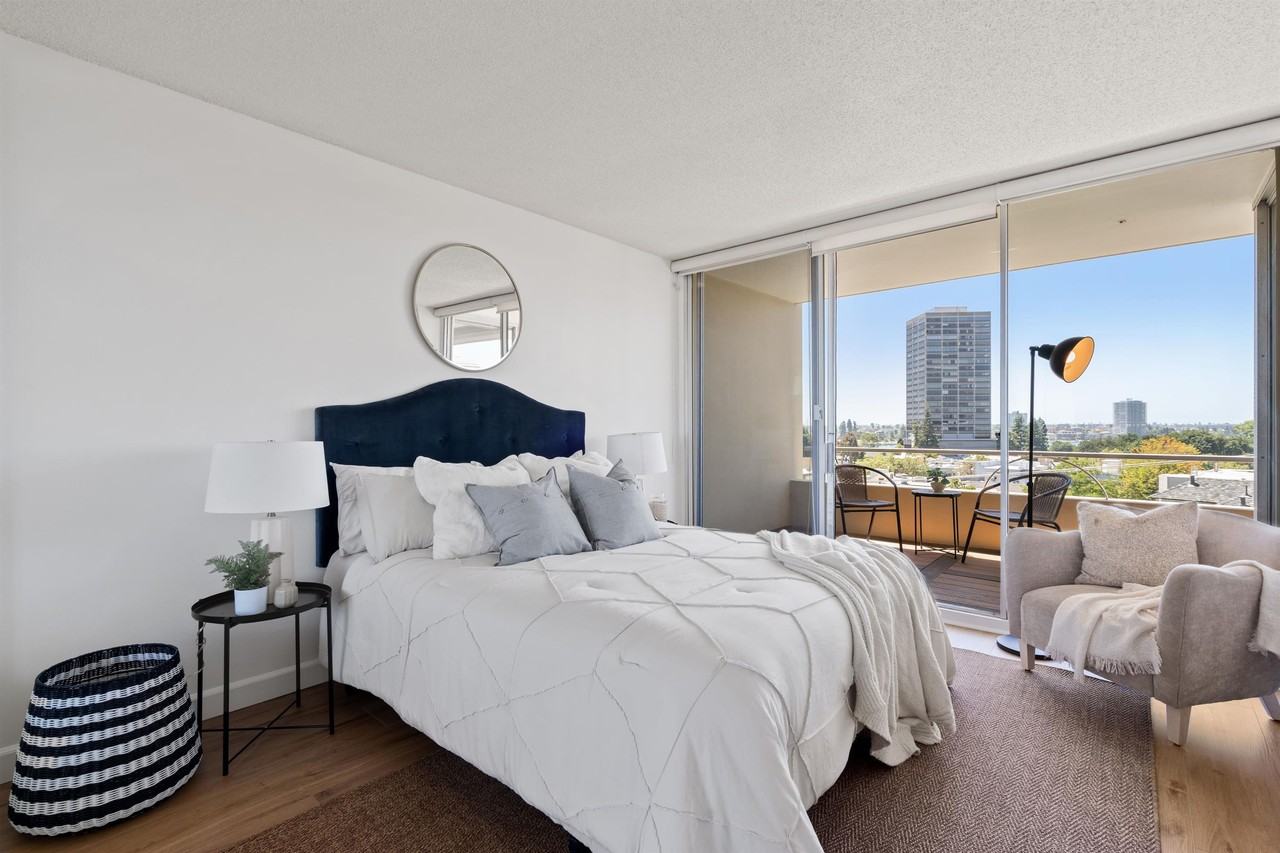 320 Lee St apt 401 - Photo 3 of 31