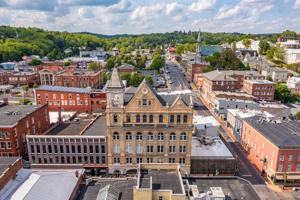 featured image of 13 W Beverley St