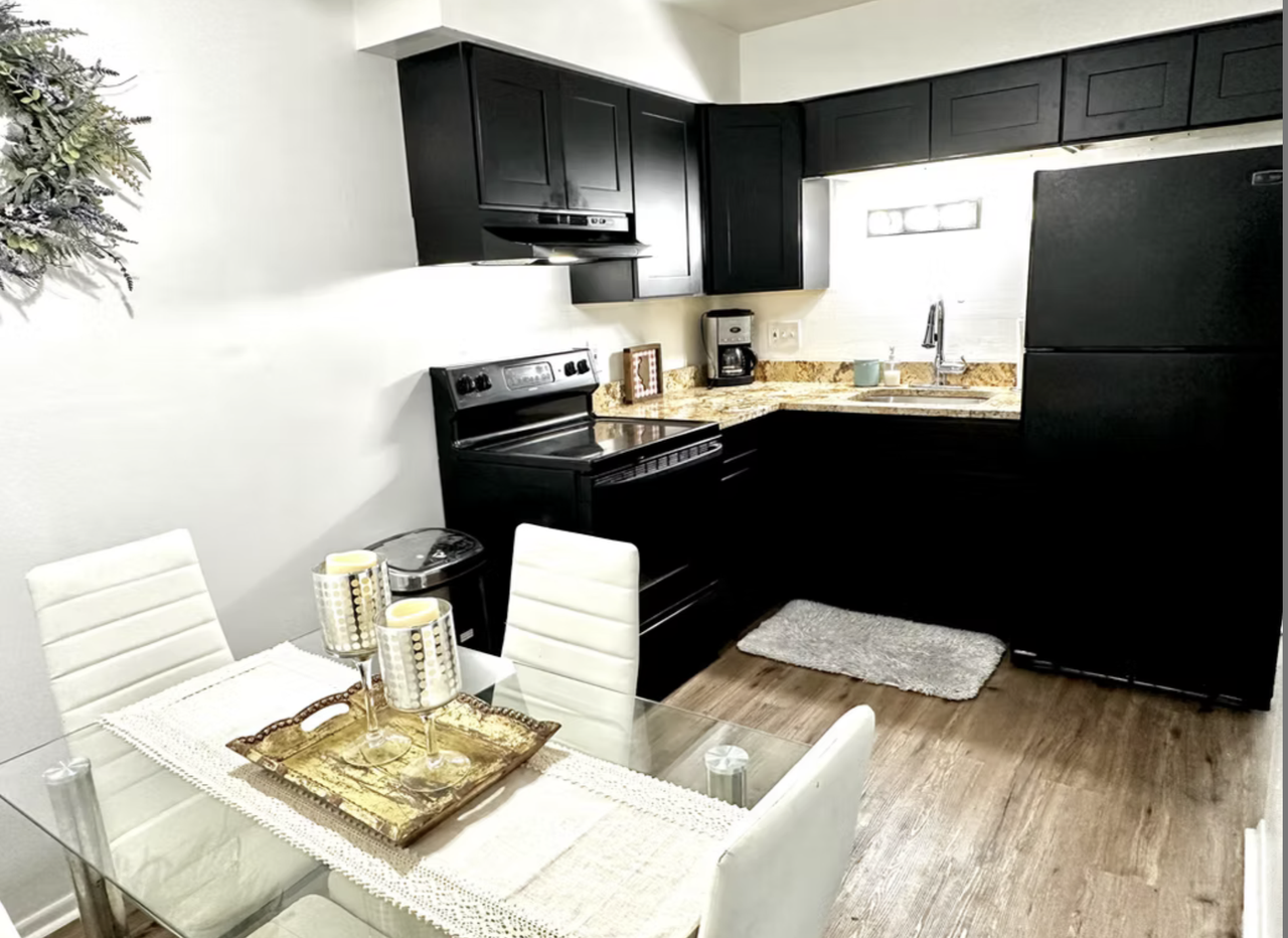 4815 Creek View Road - Photo 3 of 8