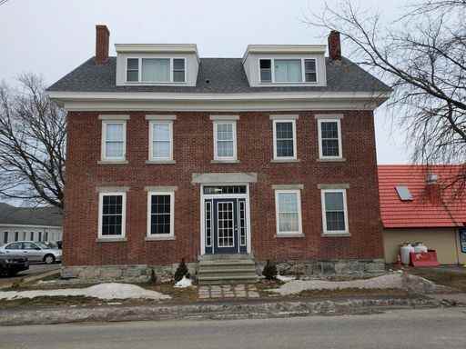 18 Union Street - Photo 2 of 15