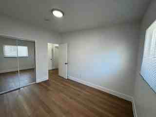 1115 Fedora St. - Photo 7 of 11