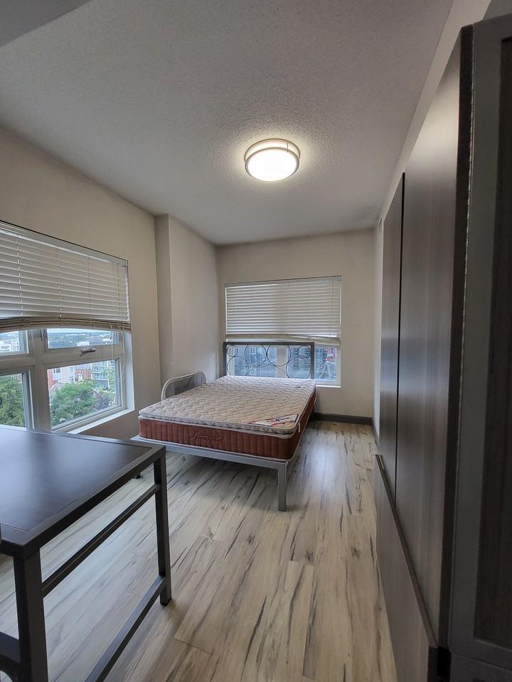 258A 258a Sunview St #1112
