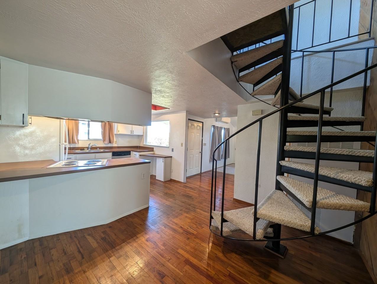 7956 East Fir Street - Photo 7 of 32