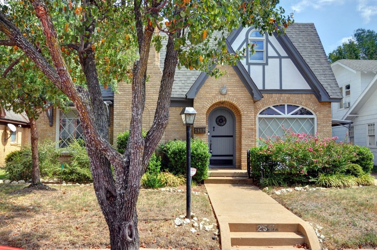 2517 Wabash Ave - Photo 2 of 31