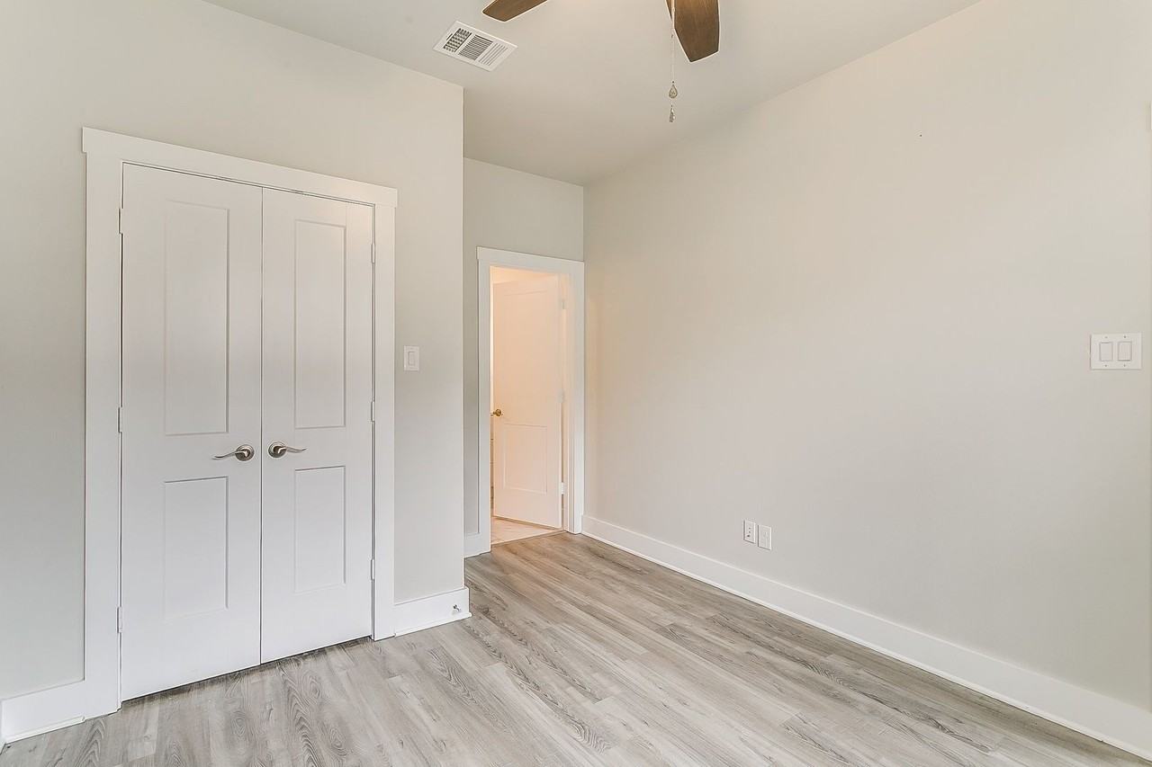 3210 Forest Park Blvd - Photo 7 of 42