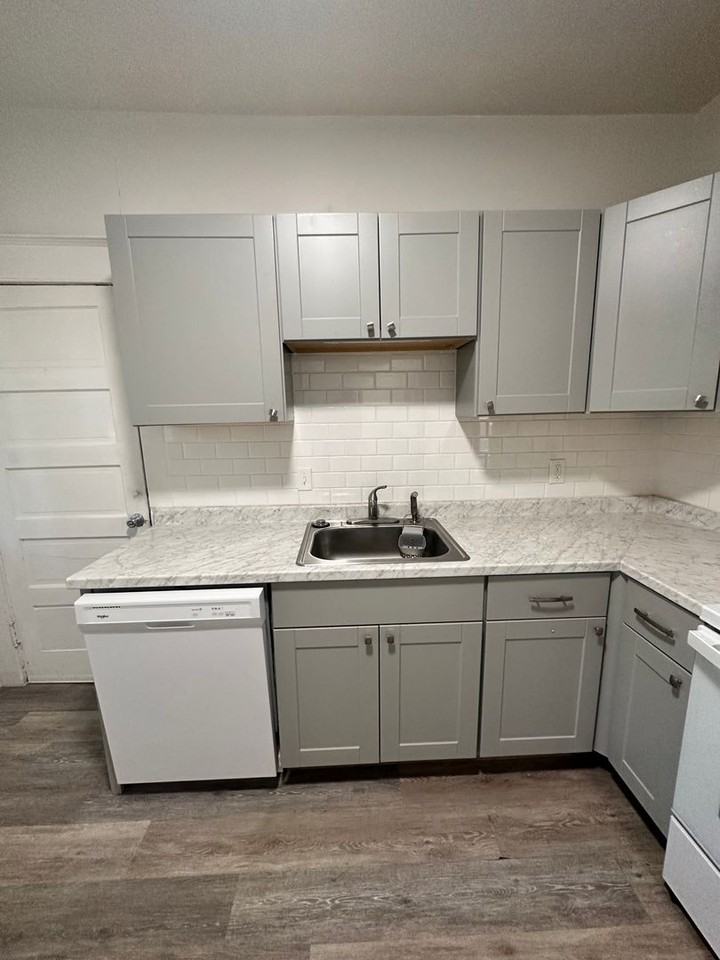 1703 E 9th Ave - Photo 7 of 16