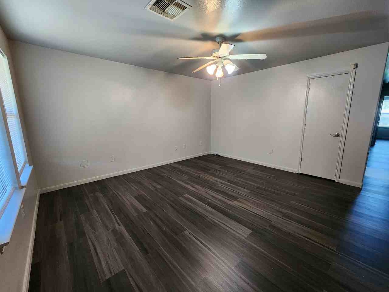 1399 Trinidad St - Photo 2 of 10