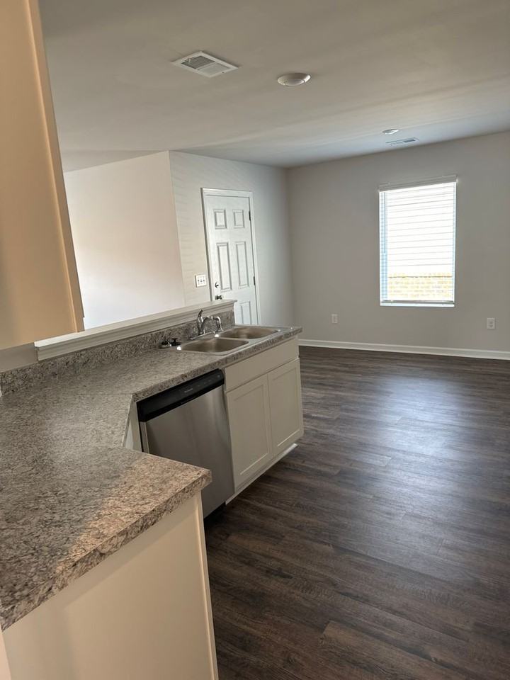 620 Antler Way - Photo 6 of 19