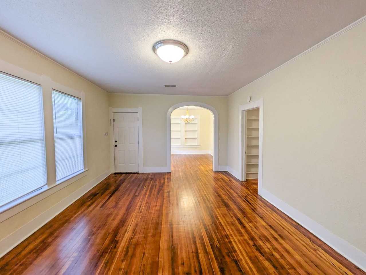 458 Belvedere Dr - Photo 3 of 16