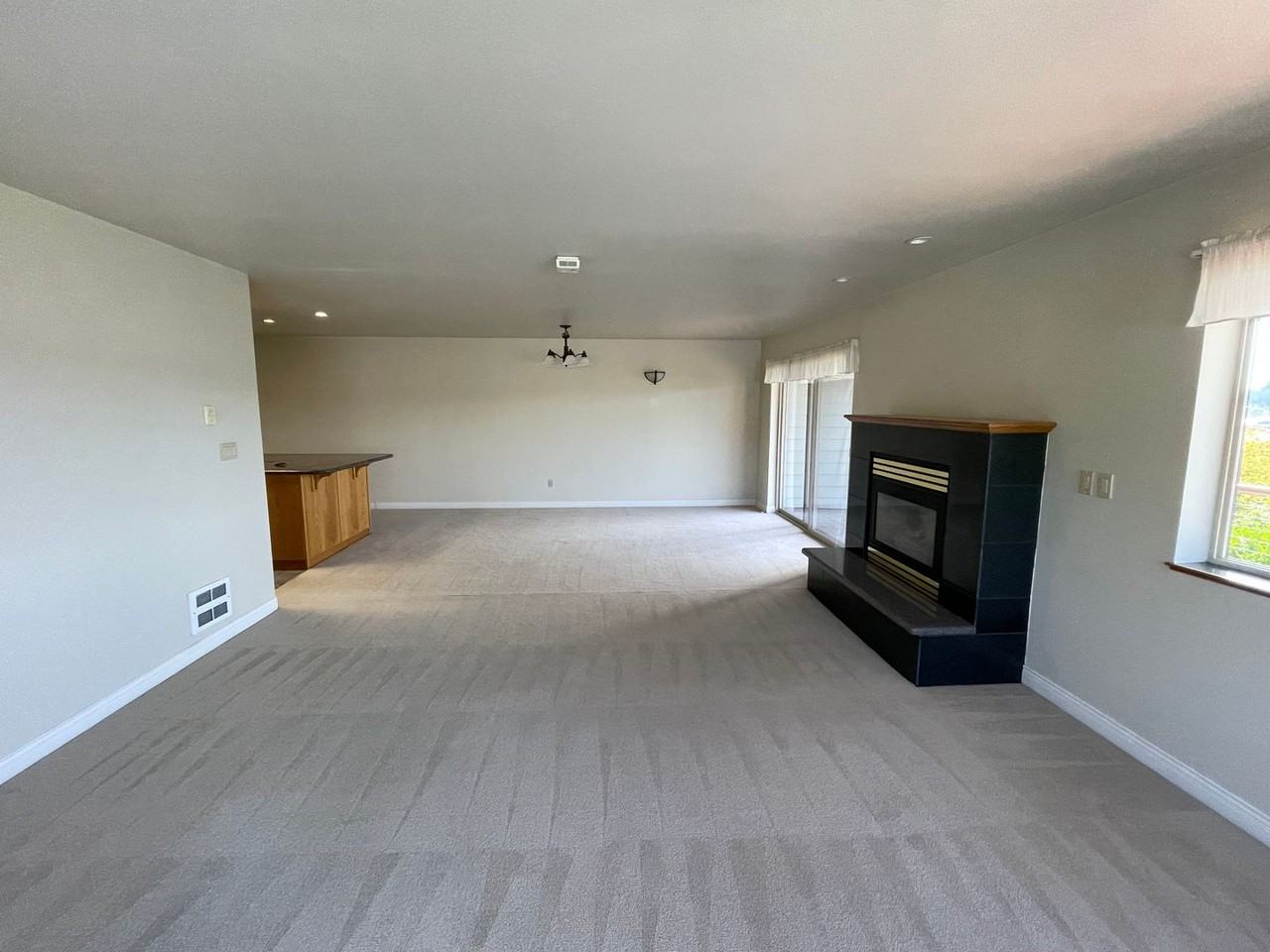 1499 Se 9th Ave #204 - Photo 4 of 17