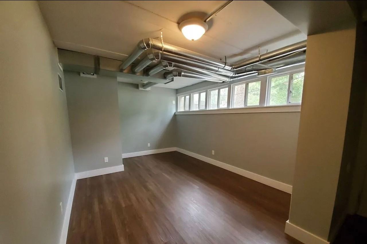 521 S Mitchell St - Photo 3 of 17