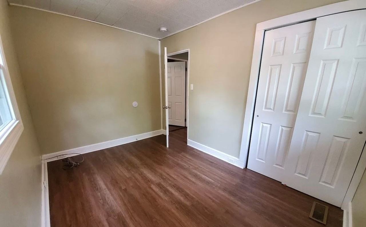 521 S Mitchell St - Photo 4 of 17