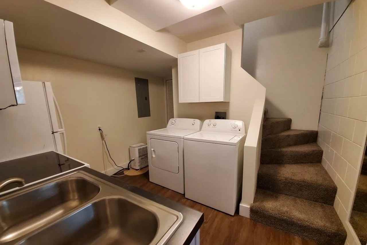 521 S Mitchell St - Photo 6 of 17