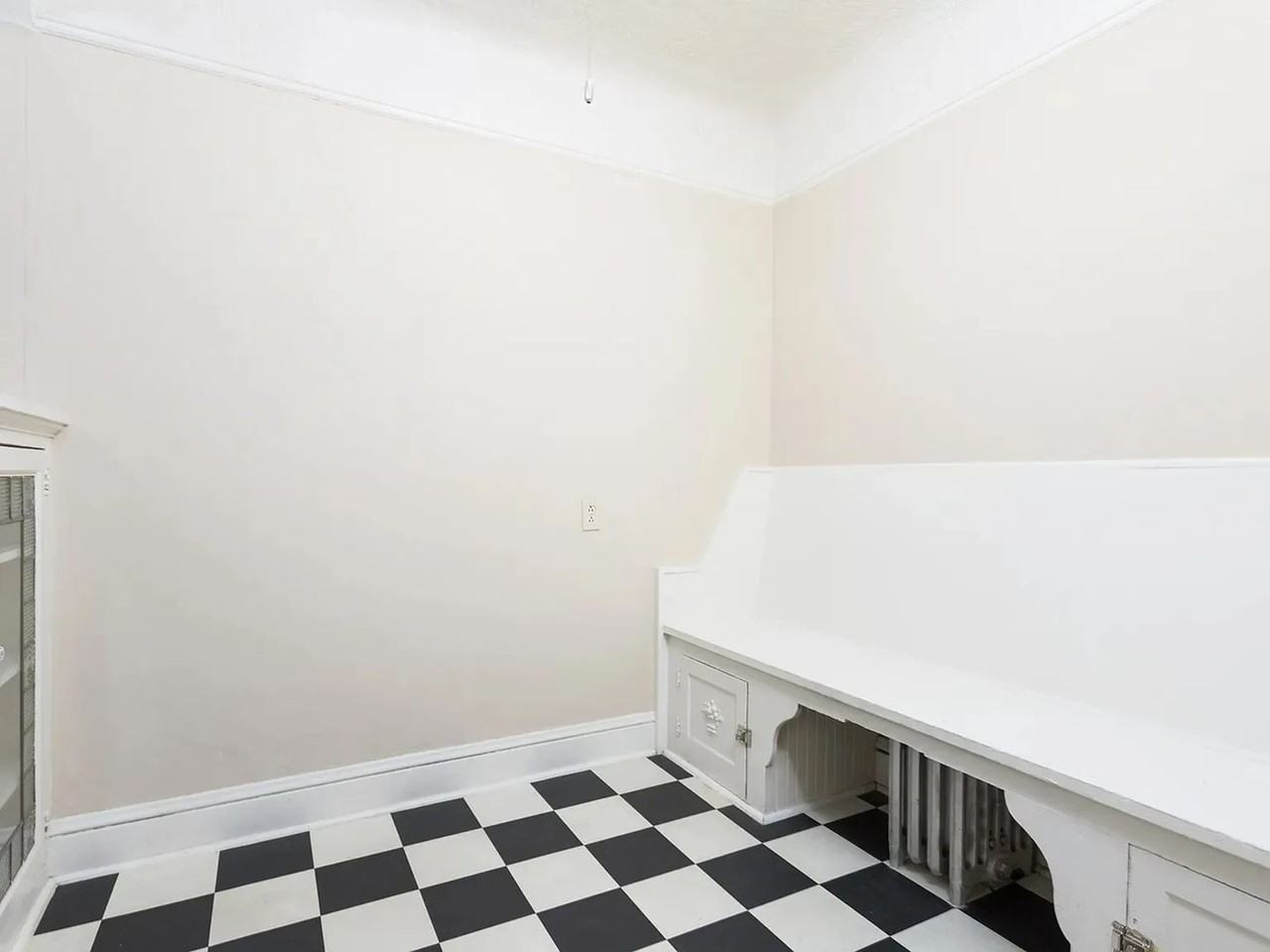 708 NW 19th Ave. - Photo 6 of 35