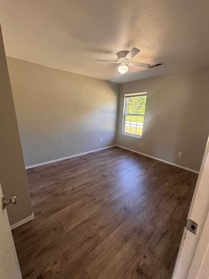 Foxwood Terrace - Photo 6 of 10
