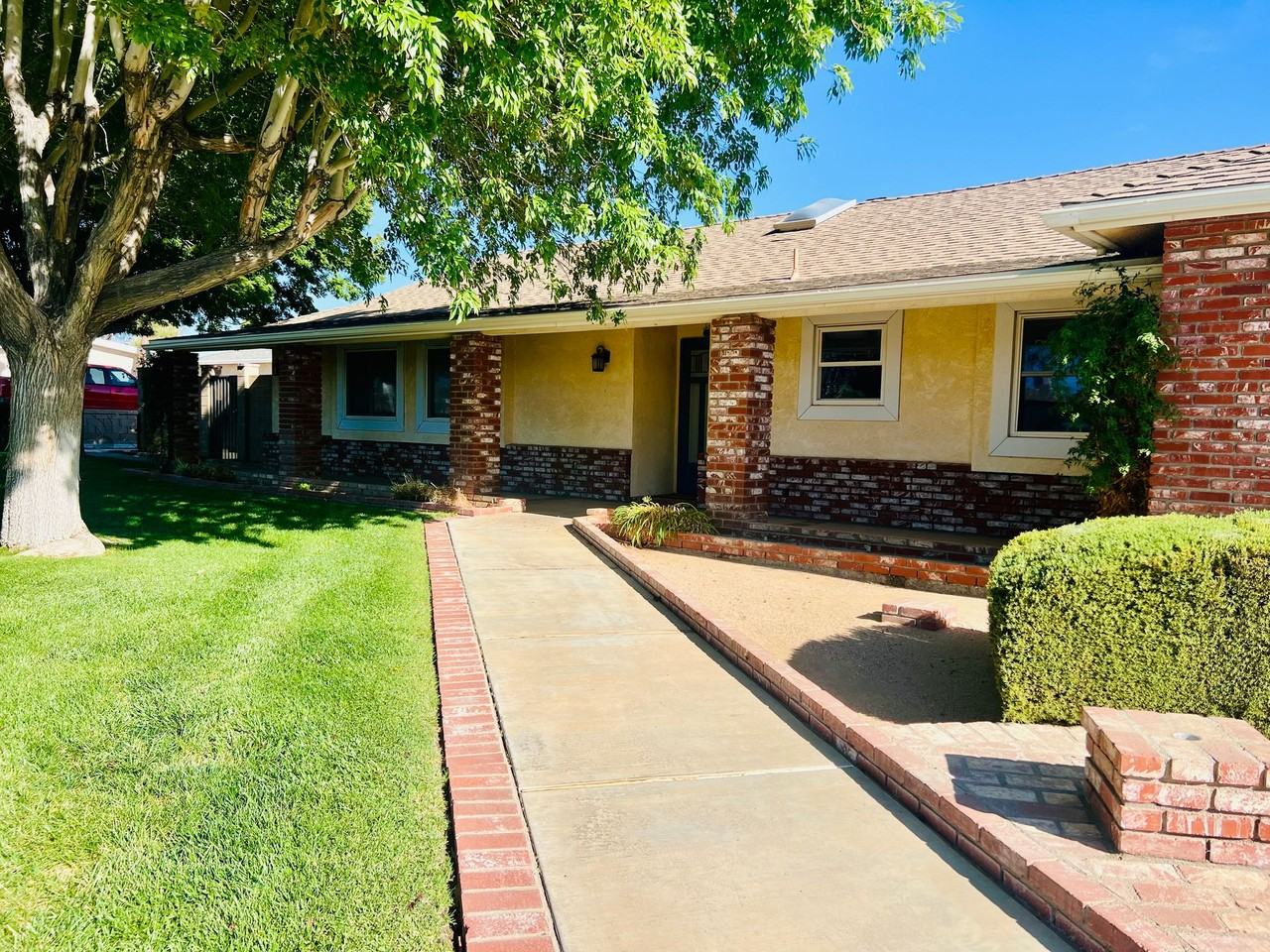 13930 Cholame Rd #1 - Photo 4 of 50