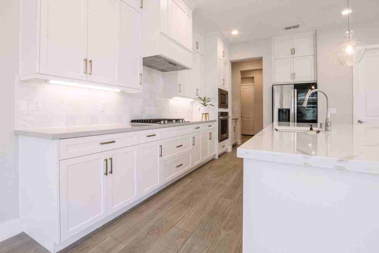 3034 Carrousel St - Photo 6 of 50