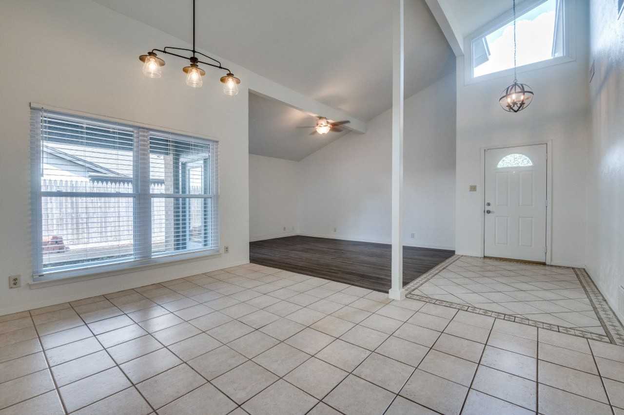 3812 Sugar Ridge Rd - Photo 3 of 26