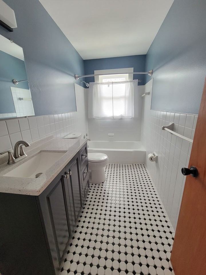 5846 Washburn Ave S - Photo 4 of 11