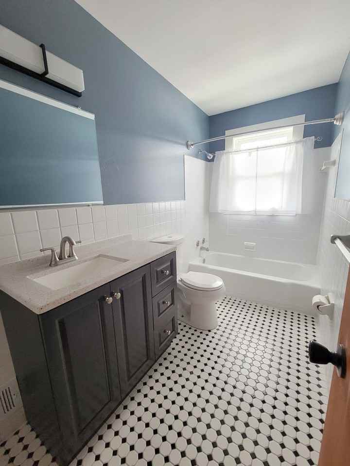 5846 Washburn Ave S - Photo 5 of 11