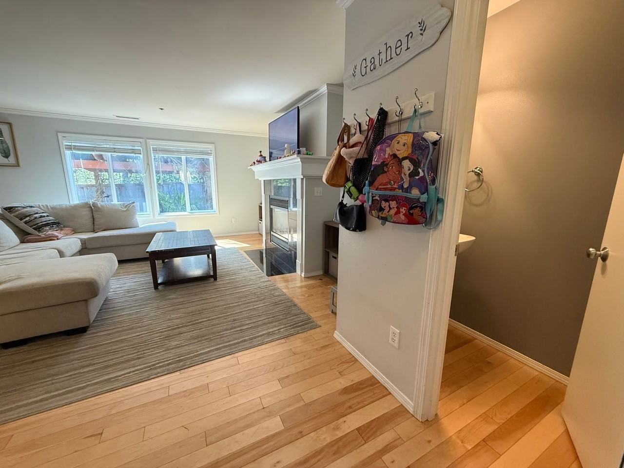1141 Cosper St - Photo 2 of 20