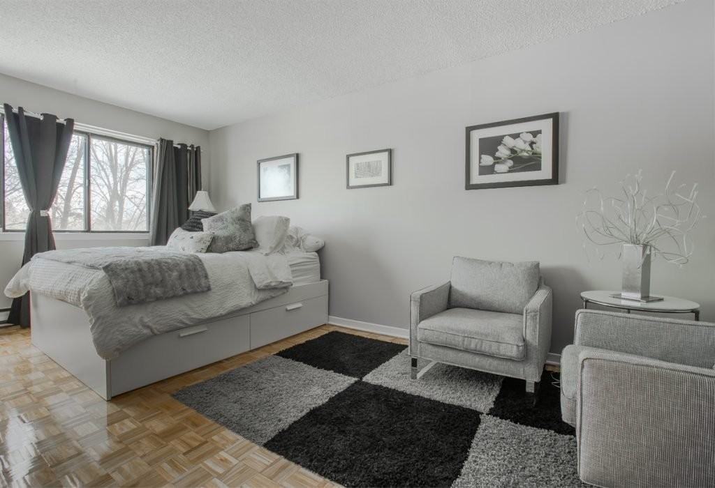 205 Av Frobisher - Photo 2 of 16