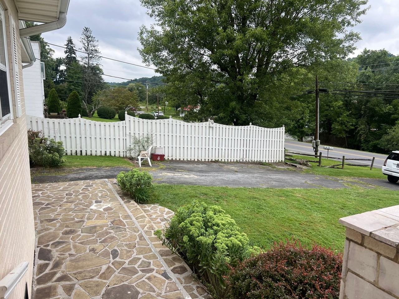 1840 W G St - Photo 3 of 45