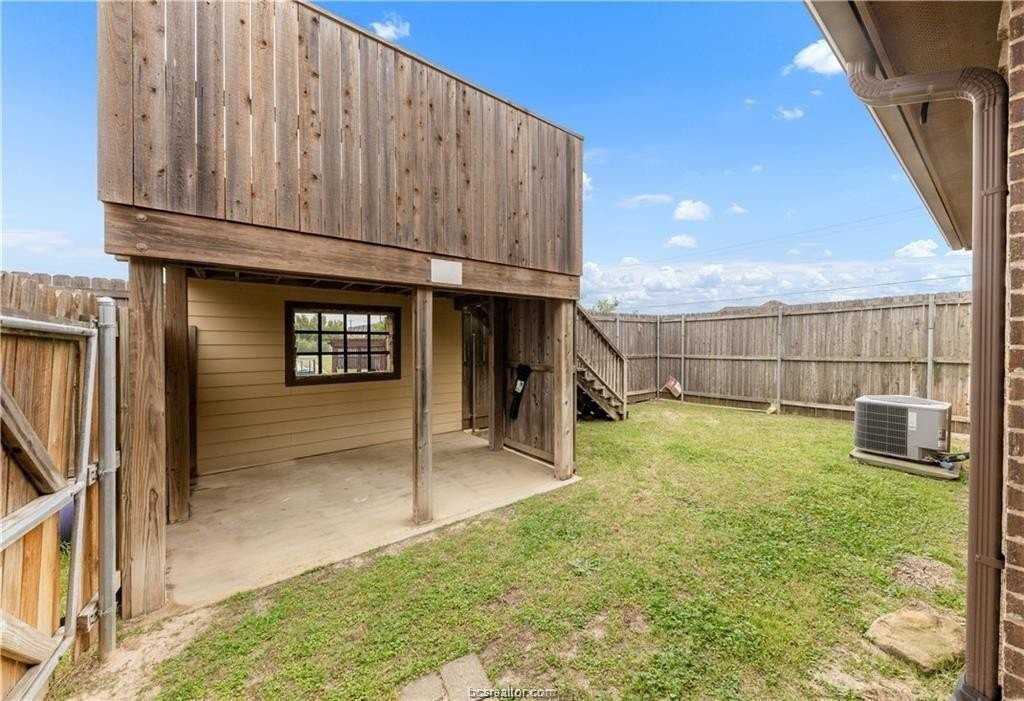 4327 Commando Trl - Photo 3 of 23