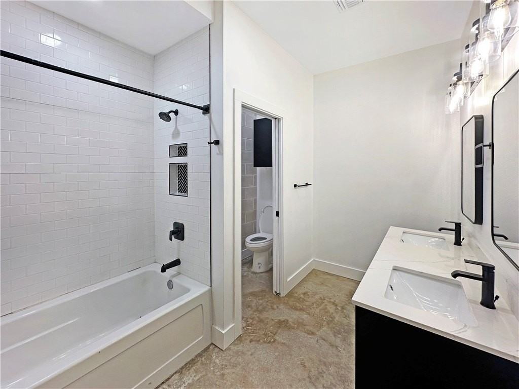 2718 Grace Cir - Photo 3 of 8