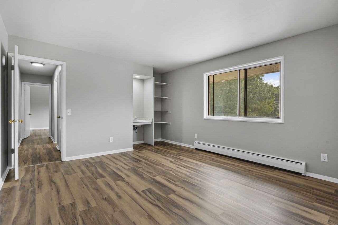 Whitcomb Drive - Photo 6 of 23