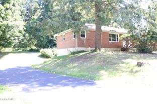 8 Zelenke Dr - Photo 1 of 1