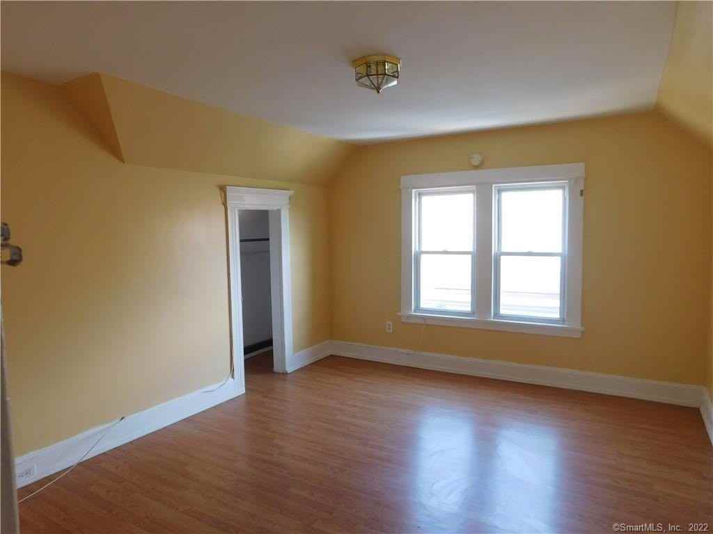 199 Whitney Ave #3 - Photo 4 of 6