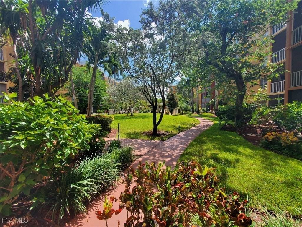 2366 E Mall Dr Apt 421 #421 - Photo 4 of 20