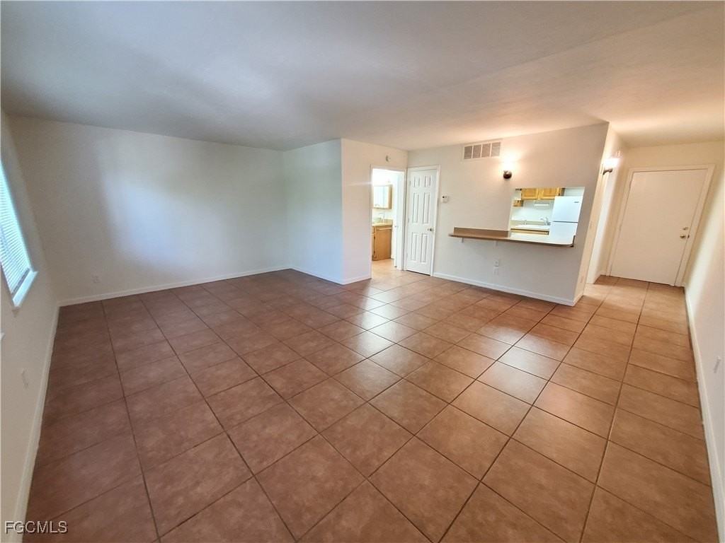 2366 E Mall Dr Apt 421 #421 - Photo 7 of 20