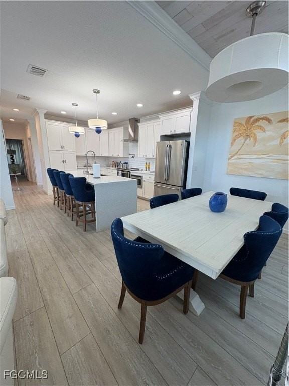 2642 York Rd - Photo 4 of 18